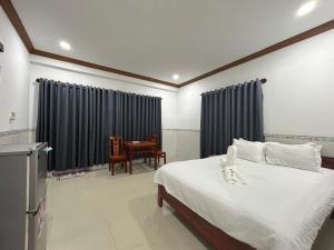 Phòng Superior giường đôi lớn (Superior Queen Room)