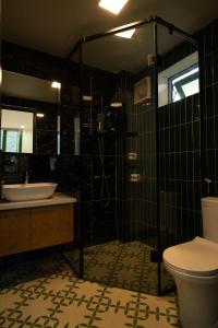 Phòng Deluxe Family Nhìn ra Núi (Deluxe Family Room with Mountain View)