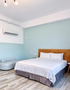 Phòng Giường Đôi Nhìn Ra Núi (Double Room with Mountain View)