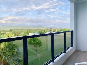 Phòng Giường Đôi Nhìn Ra Núi (Double Room with Mountain View)