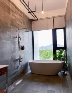 Phòng 4 người có tầm nhìn toàn cảnh (Panoramic Quadruple Room)