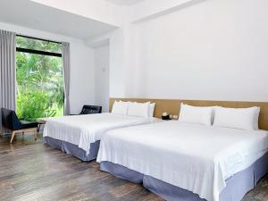 Phòng 4 Người Có Bồn Tắm (Quadruple Room with Bath)