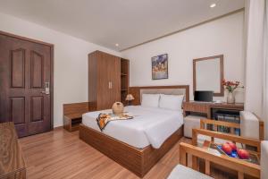 Phòng Đôi Cao Cấp (Superior Double Room)