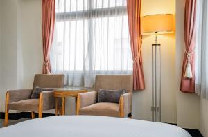 Standard Quadruple Room with Bath Tub