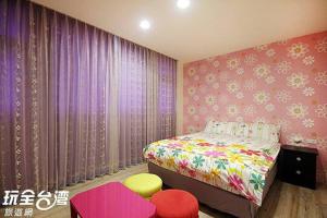 Phòng Giường Đôi Hạng Bình Dân (Budget Double Room)