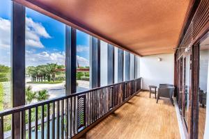 Phòng Deluxe Giường Đôi Nhìn Ra Khu Vườn (Garden View Deluxe Double)
