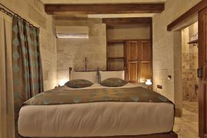 Standard Double Room with Balcony room in Aren Cave Hotel and Art Gallery