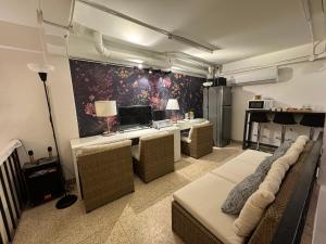 Phòng Giường Đôi Hoặc 2 Giường Đơn Hạng Bình Dân (Budget Double or Twin Room)