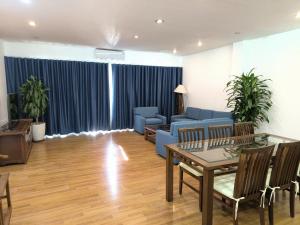 Căn Hộ 2 Phòng Ngủ (Two-Bedroom Apartment)