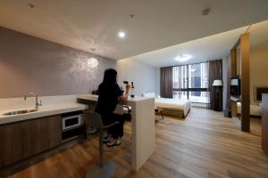 Phòng Deluxe Có 2 Giường Cỡ Queen (Deluxe Queen Room with Two Queen Beds)