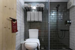 Phòng Giường Đôi Nhỏ (Small Double Room)