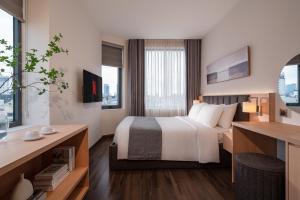 Phòng Đôi Loại Sang (Deluxe Double Room)