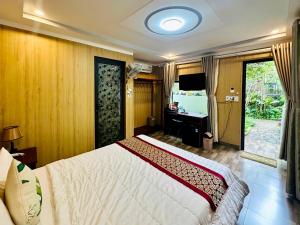 Phòng Giường Đôi Có Sân Hiên (Double Room with Terrace)