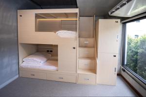 Phòng Ngủ Tập Thể 4 Giường Cho Cả Nam Và Nữ (4-Bed Mixed Dormitory Room)