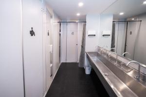 Phòng Ngủ Tập Thể 4 Giường Cho Cả Nam Và Nữ (4-Bed Mixed Dormitory Room)