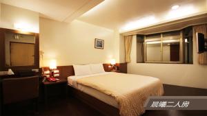 Phòng Deluxe Giường Đôi Có Vòi Sen (Deluxe Double Room with Shower)