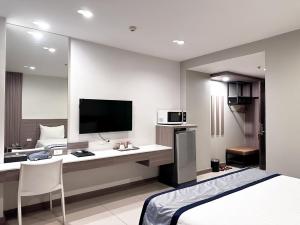 Phòng Giường Đôi Hoặc 2 Giường Đơn Hạng Bình Dân (Budget Double or Twin Room)