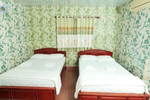 Phòng 4 Người (Quadruple Room)