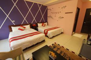 Phòng 4 Người Có Phòng Tắm (Quadruple Room with Bathroom)
