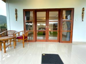 Phòng Đôi Loại Sang (Deluxe Double Room)