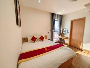 Phòng Cao Cấp Cho Hai Người (Superior Double Room)