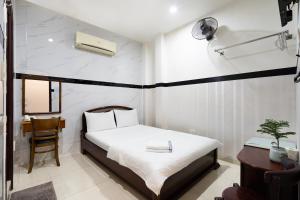 Phòng Tiêu Chuẩn Giường Đôi (Standard Double Room)