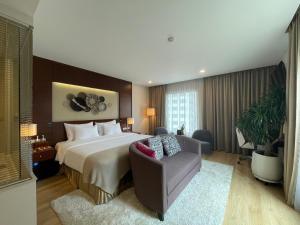 Suite Có Sân Hiên (Suite with Terrace)