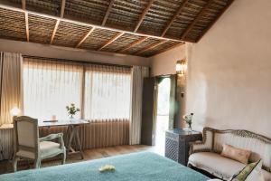 Phòng Hai Giường Đơn Loại Sang (Deluxe Twin Room)