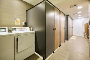 Phòng Budget giường đơn có phòng tắm dùng chung (Budget Single Room with Shared Bathroom)
