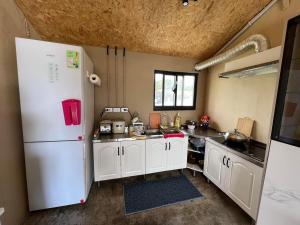 6-Bed Mixed Dormitory Room - with shared bathroom