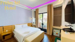 Phòng Deluxe Giường Đôi Có Bồn Tắm (Deluxe Double Room with Bath)
