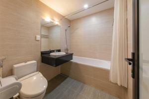 Phòng Deluxe Có Giường Cỡ King (Deluxe King Room)