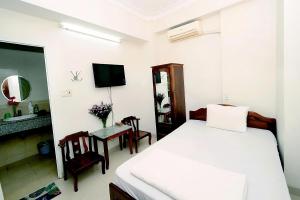 Double Bed Room With Air conditioning