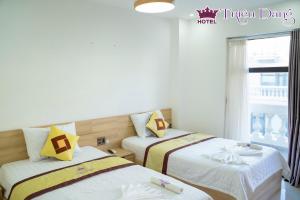Phòng 2 giường có cảnh quan (Twin Room with View)