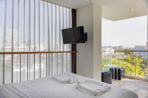 Phòng Đôi Loại Sang (Deluxe Double Room)