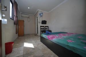 Phòng Tiêu Chuẩn Giường Đôi Có Quạt Máy (Standard Double Room with Fan)