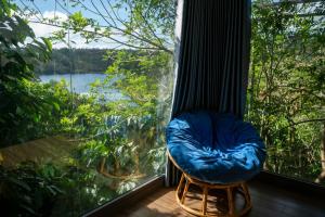 Phòng Deluxe Đôi Với 2 Giường Đôi (Deluxe Double Room with Two Double Beds)