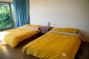Phòng Deluxe Đôi Với 2 Giường Đôi (Deluxe Double Room with Two Double Beds)