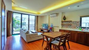 Căn Hộ 2 Phòng Ngủ (Two-Bedroom Apartment)