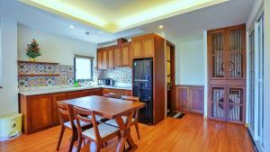 Căn Hộ 2 Phòng Ngủ (Two-Bedroom Apartment)