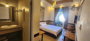 Phòng Tiêu Chuẩn Giường Đôi (Standard Double Room)