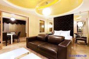 Phòng Đôi Cao Cấp (Superior Double Room)
