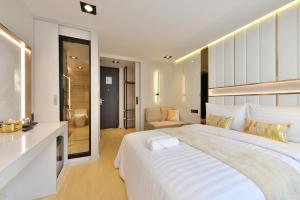 Phòng Giường Đôi Có Ban Công (Double Room with Balcony)
