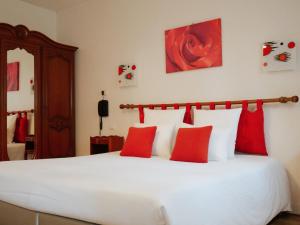 Deluxe Double Room room in Le Clos Deauville Saint Gatien & Spa