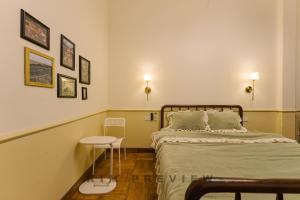 Phòng Giường Đôi Có Ban Công (Double Room with Balcony)