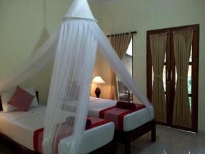 Phòng Deluxe Giường Đôi/2 Giường Đơn Nhìn Ra Vườn (Deluxe Double or Twin Room with Garden View)