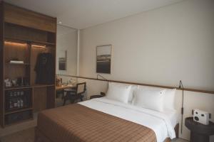 Phòng Có Giường Cỡ King Với Ban Công (King Room with Balcony)