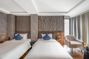 Phòng Hai Giường Đơn Thủ Tướng Hướng Thành Phố (Premier City View Twin Room)