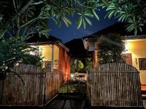 Phòng Tiêu Chuẩn Giường Đôi (Standard Double Room)