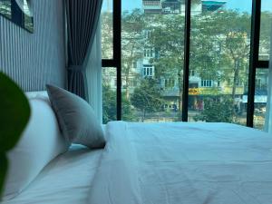 Phòng Giường Đôi Với Phòng Tắm Chung (Double Room with Shared Bathroom)